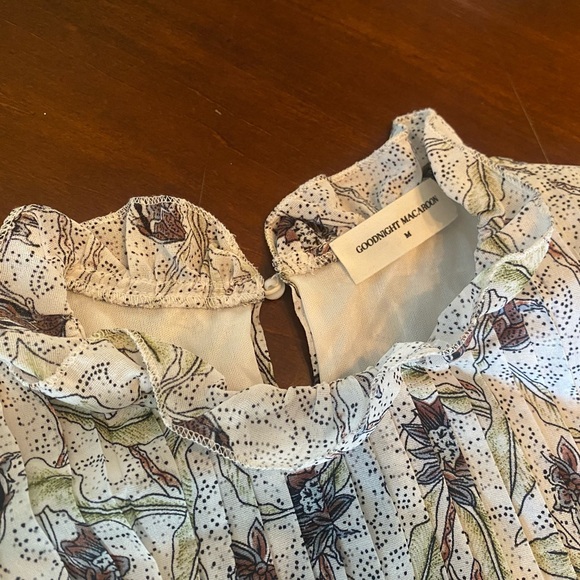 Goodnight Macaroon Floral Print Dress - Picture 2 of 12